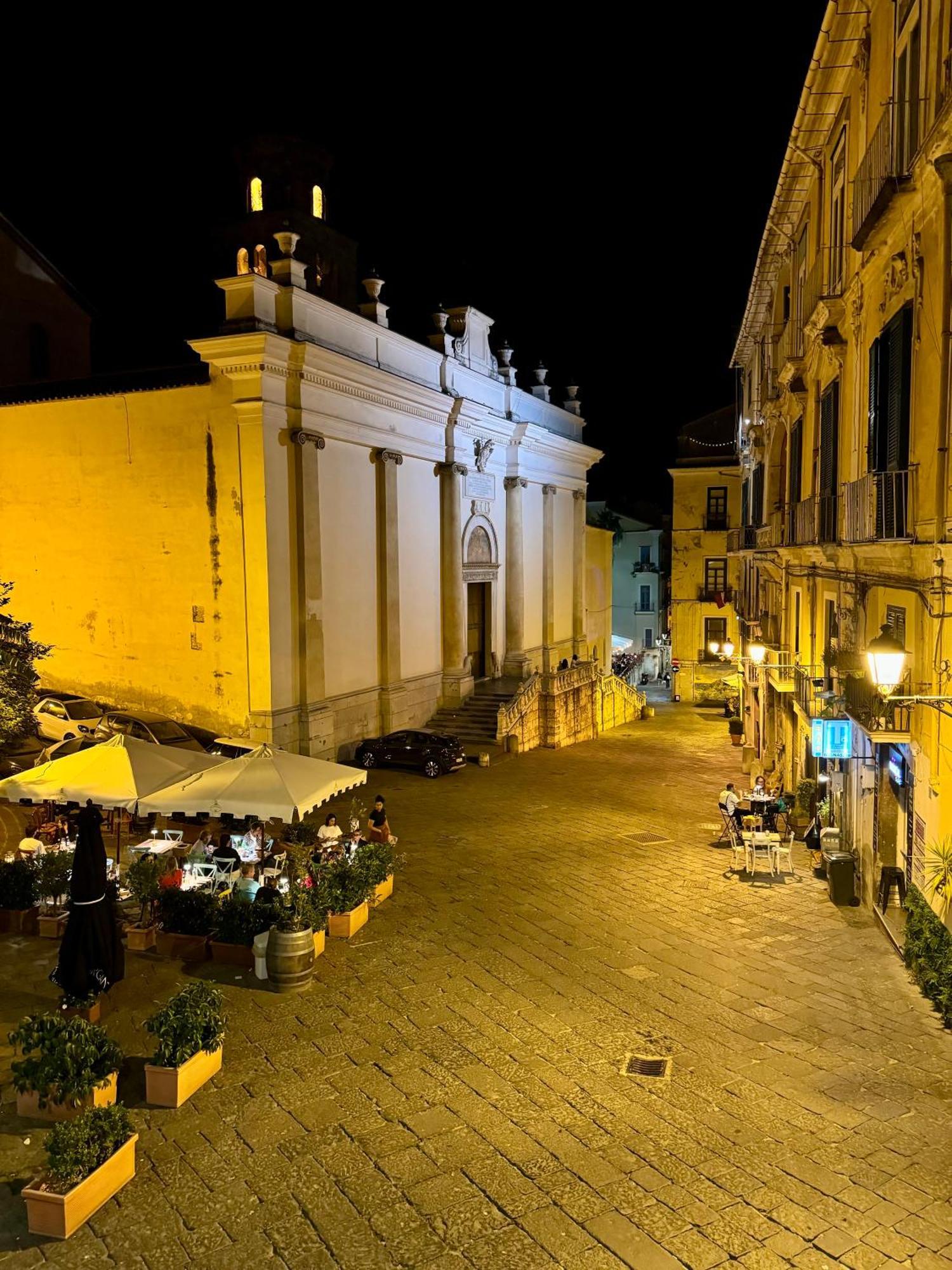 Residenza D'Artista Al Duomo1 Hotel Salerno Kültér fotó